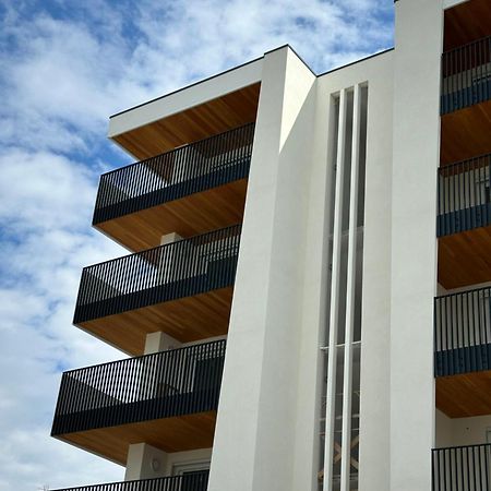 Beach Palace With Small Swimming Pool, Private Beach, Parking Lido di Jesolo Esterno foto